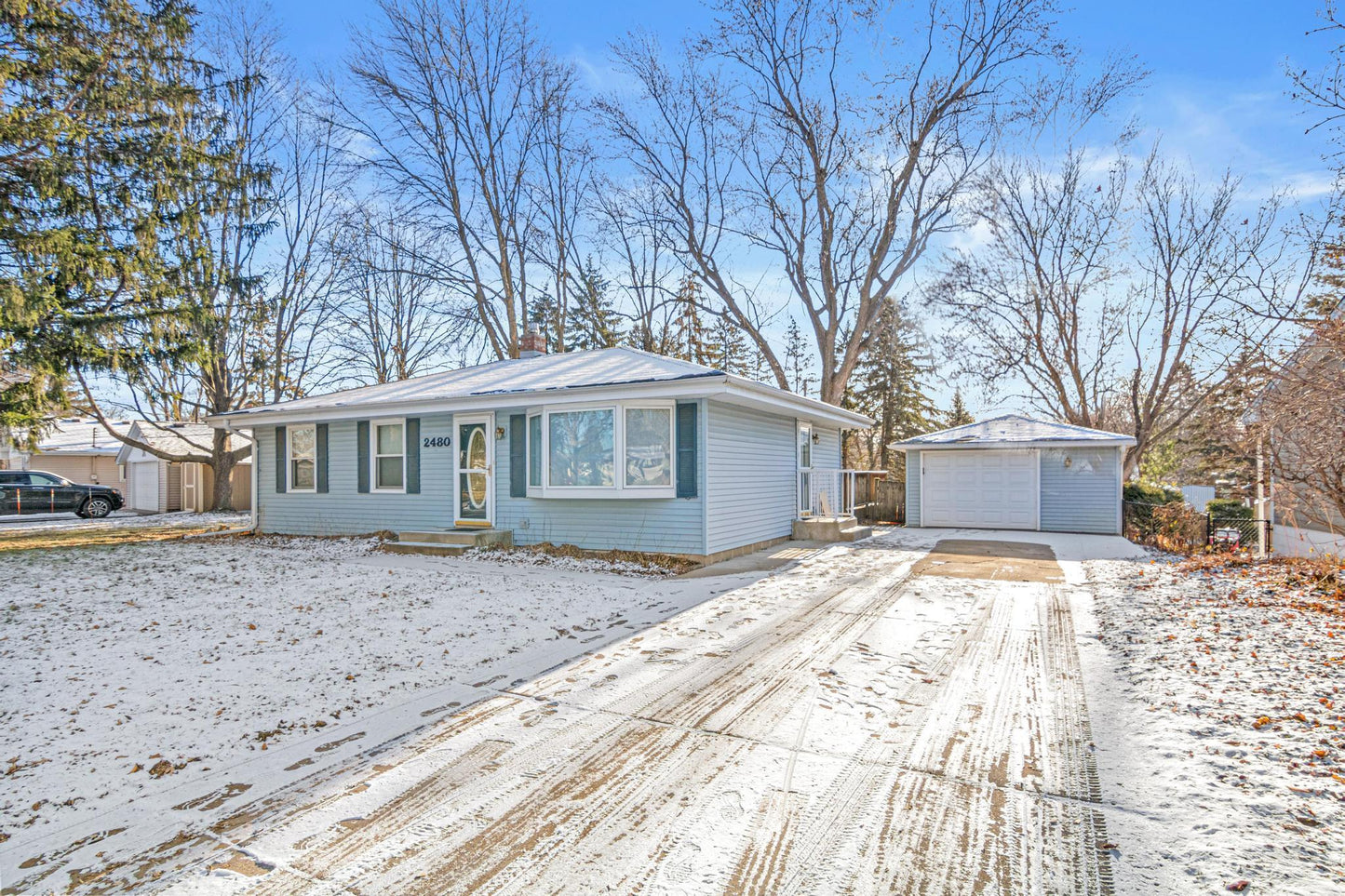 2480 Oak Street, White Bear Lake, MN 55110