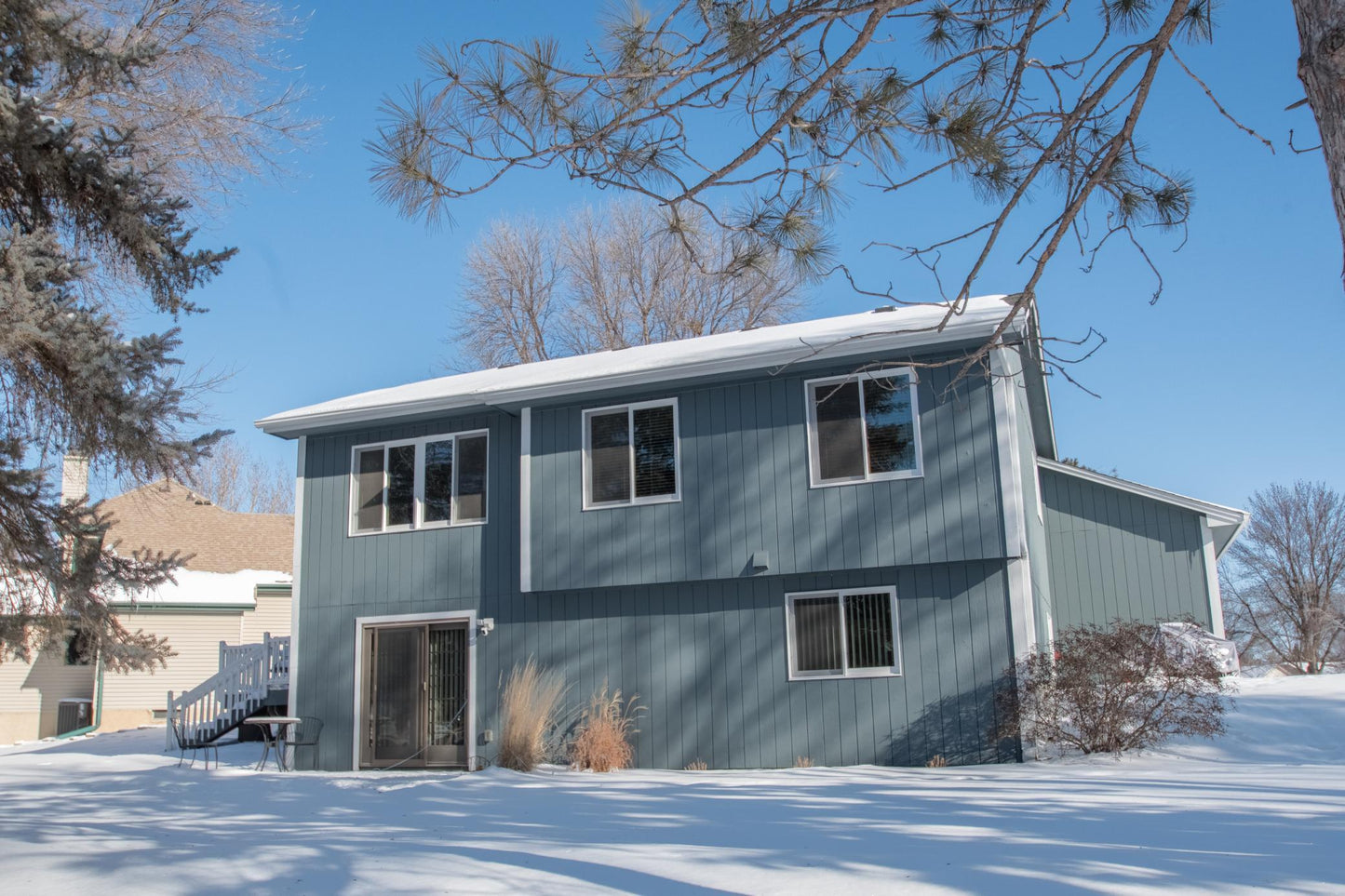 11500 Lakeside Circle, Champlin, MN 55316