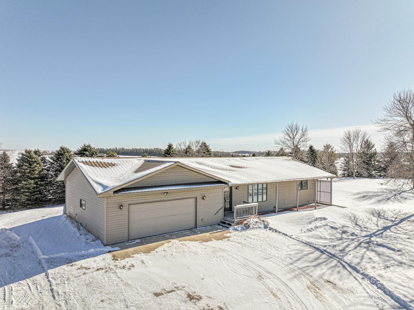 10089 County Road 1 , Evansville, MN 56326