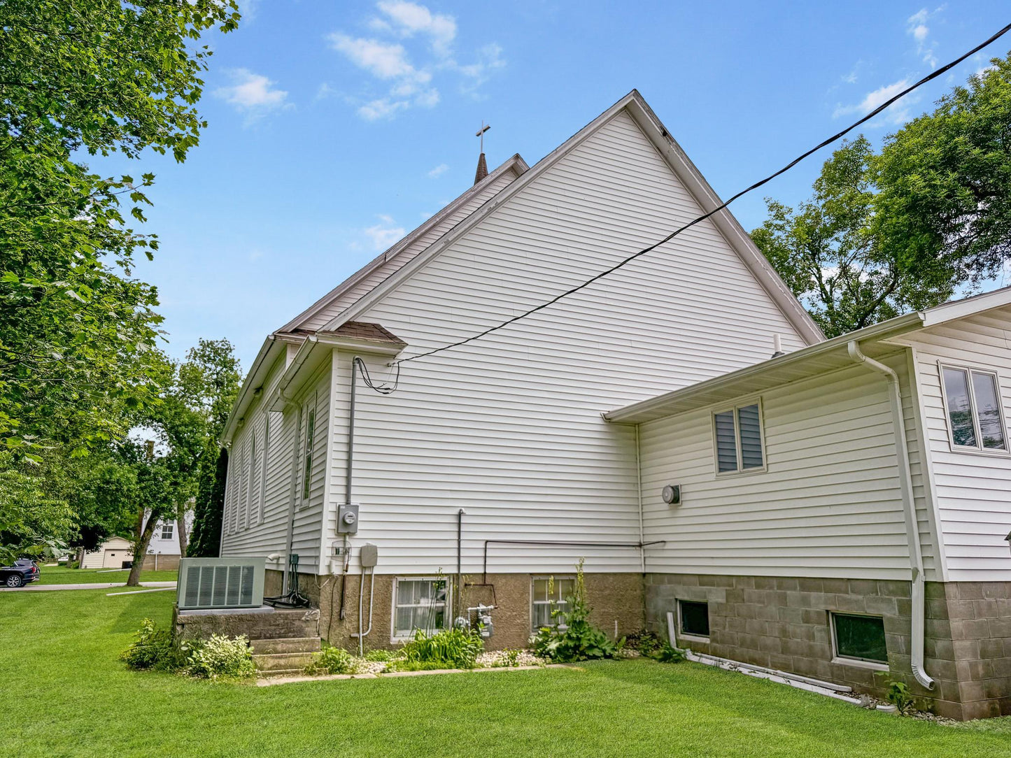 200 Main Street, Hendricks, MN 56136