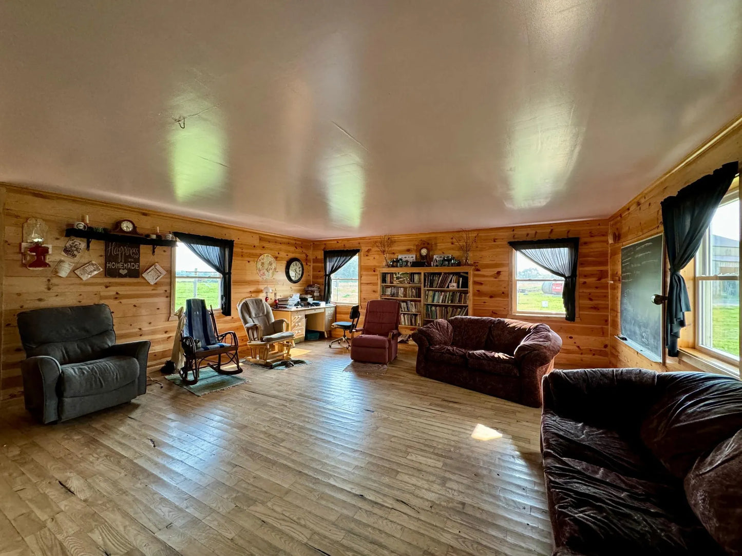 48862 County 7 , Gonvick, MN 56644