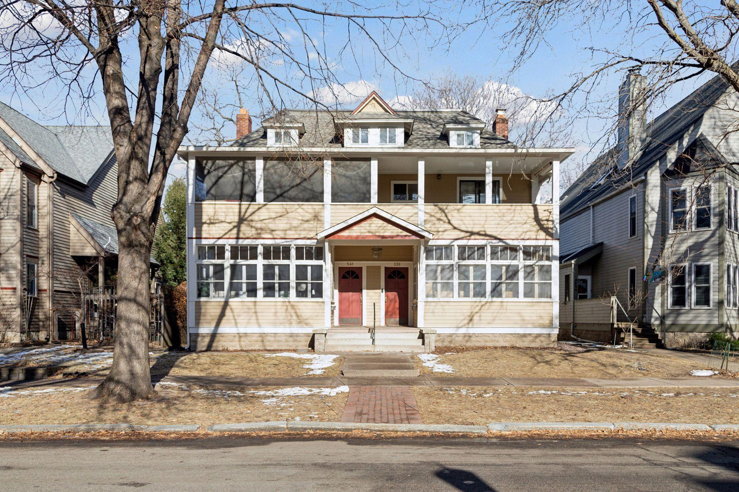 541 Laurel Avenue, Saint Paul, MN 55102