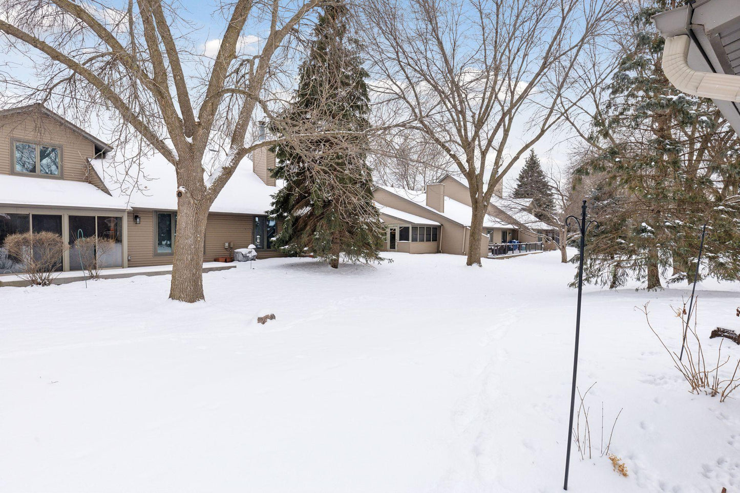 4130 Upland Lane, Plymouth, MN 55446