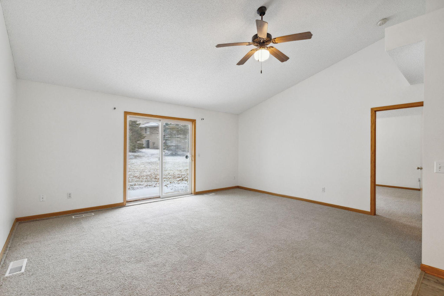 17275 Sunray Circle, Prior Lake, MN 55372