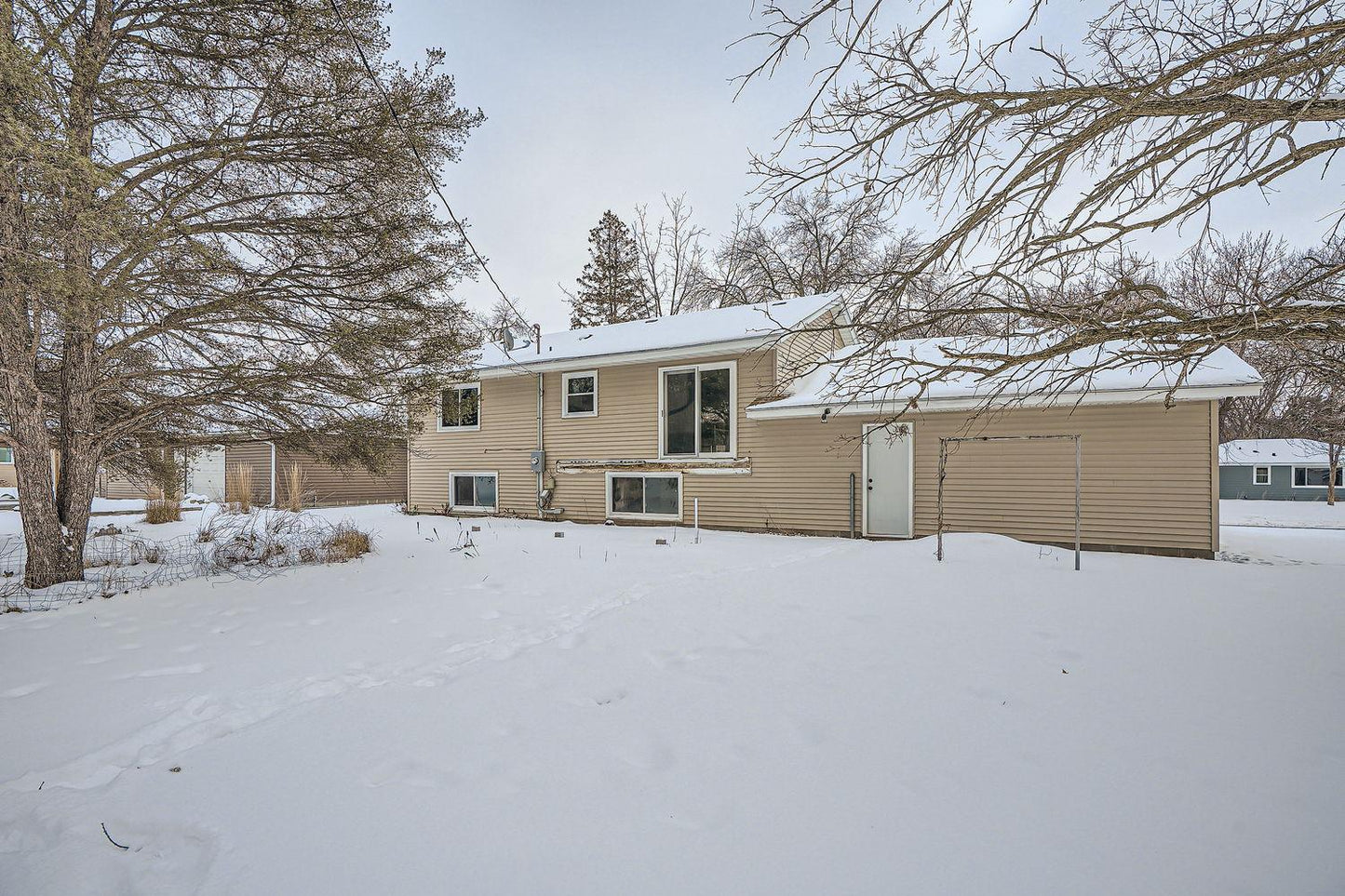 261 111th Lane, Coon Rapids, MN 55448