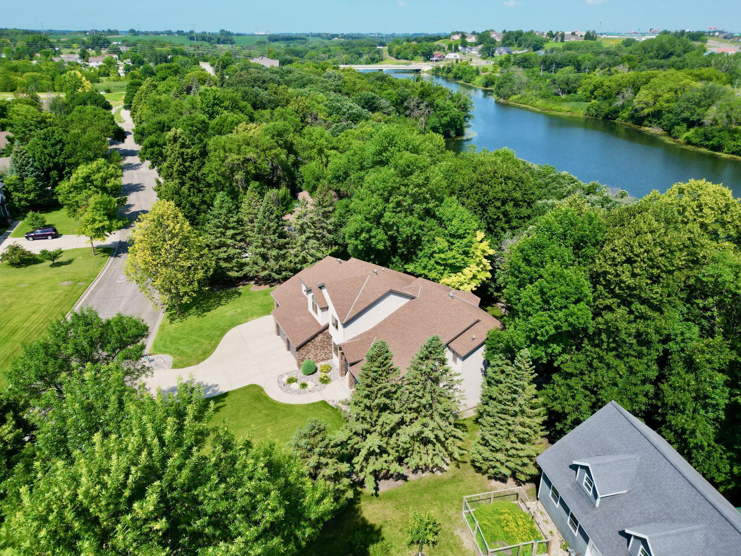 1098 Westside Drive, Fergus Falls, MN 56537