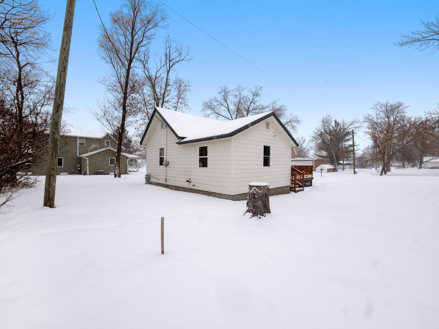 104 5th Street, Carlos, MN 56319