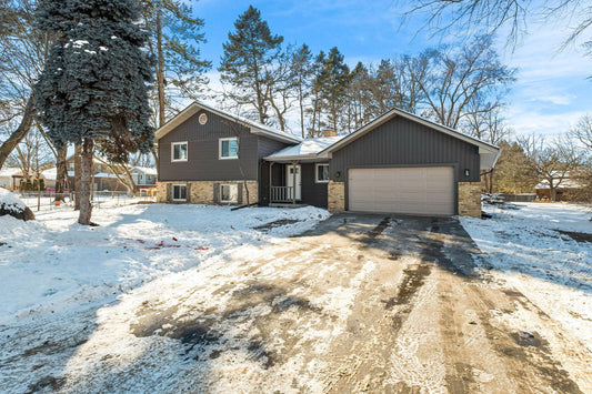 11501 Mississippi Drive, Champlin, MN 55316