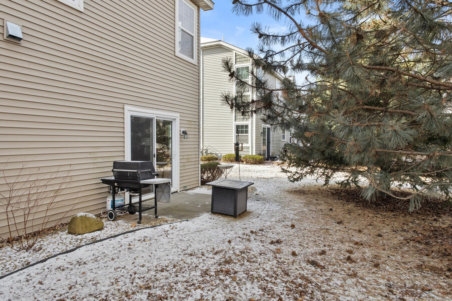 2622 Vierling Drive, Shakopee, MN 55379