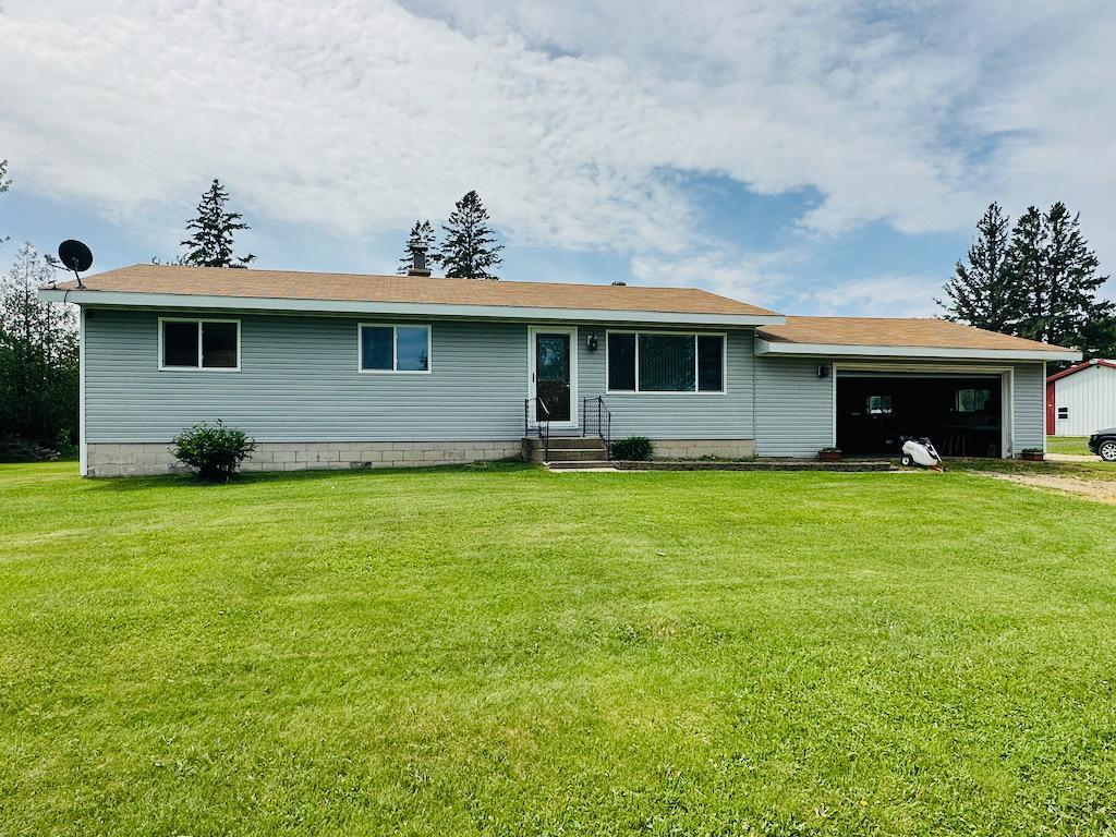 6413 Dusek Road, Floodwood, MN 55736