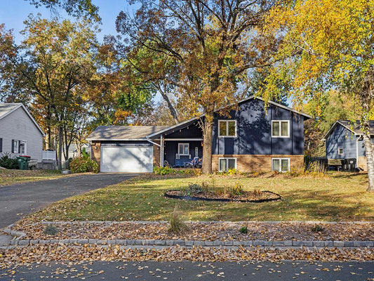 8404 Sunnyside Road, Mounds View, MN 55112