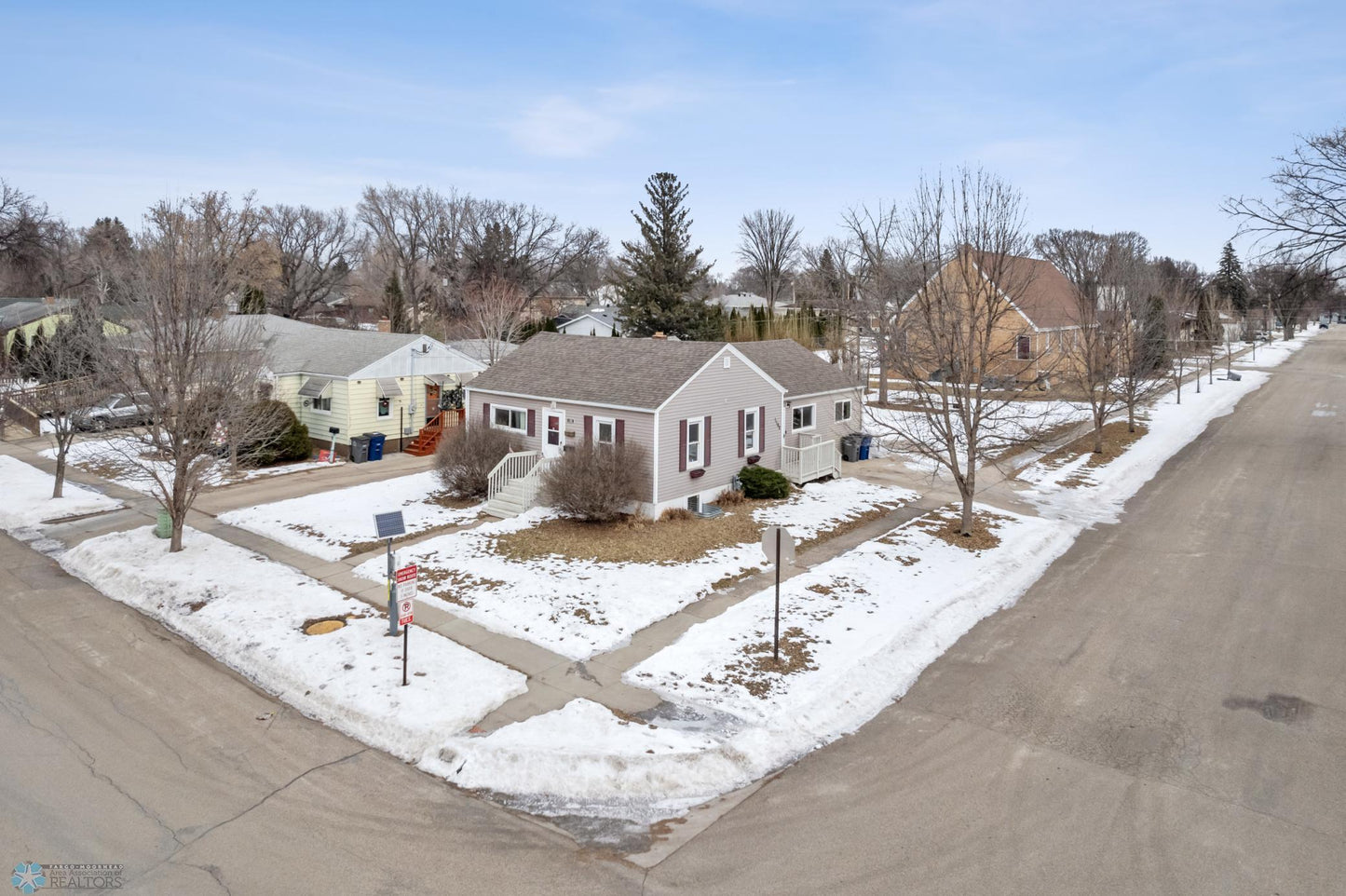 1102 11th Street, Moorhead, MN 56560