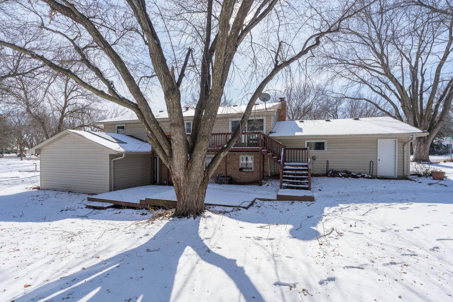 300 Viking Drive, Mankato, MN 56001