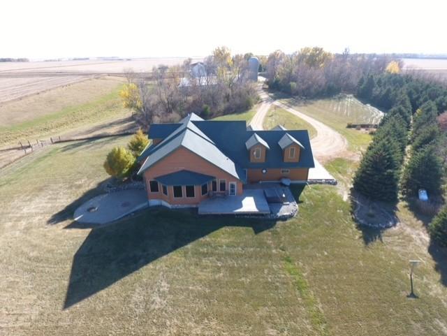 1336 State Highway 30 , Pipestone, MN 56164