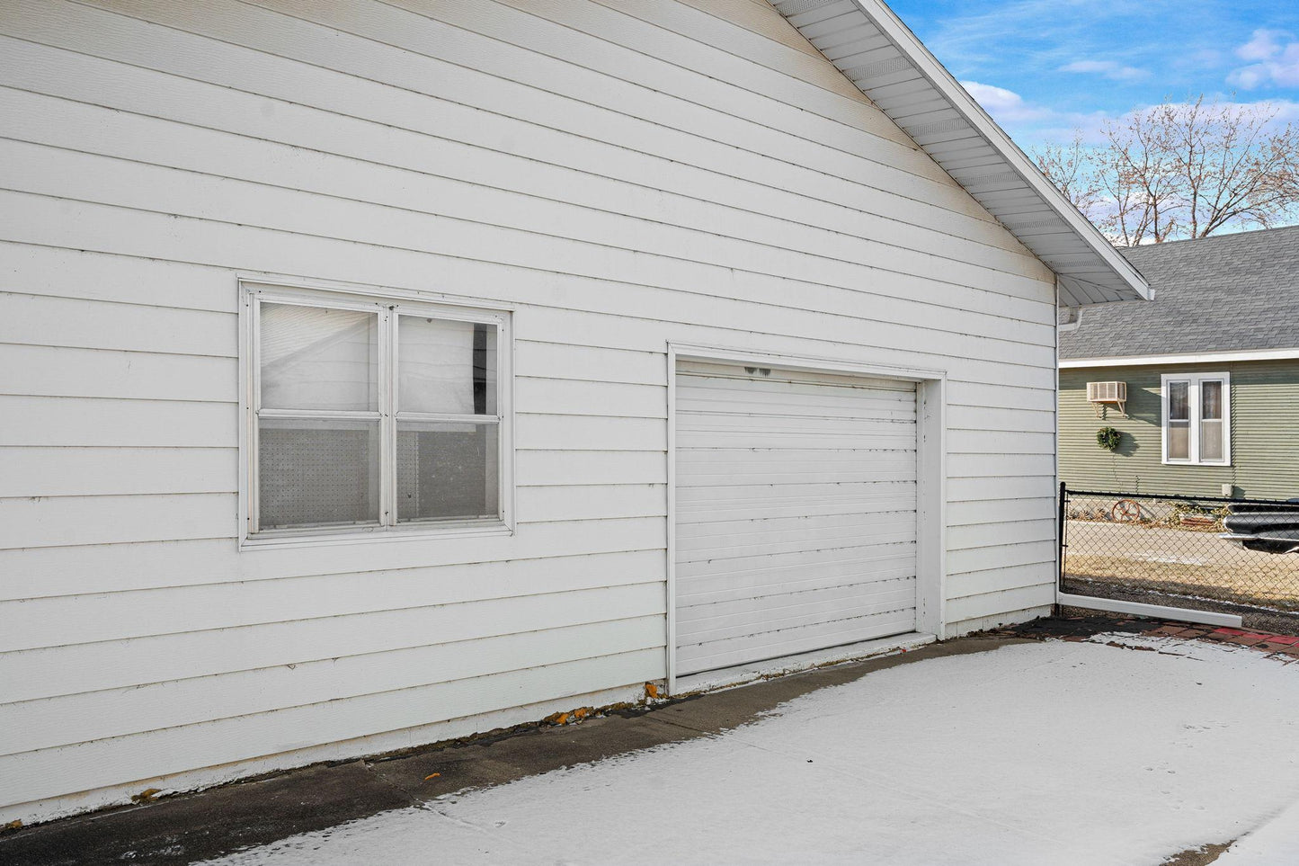 220 20th Street, Faribault, MN 55021