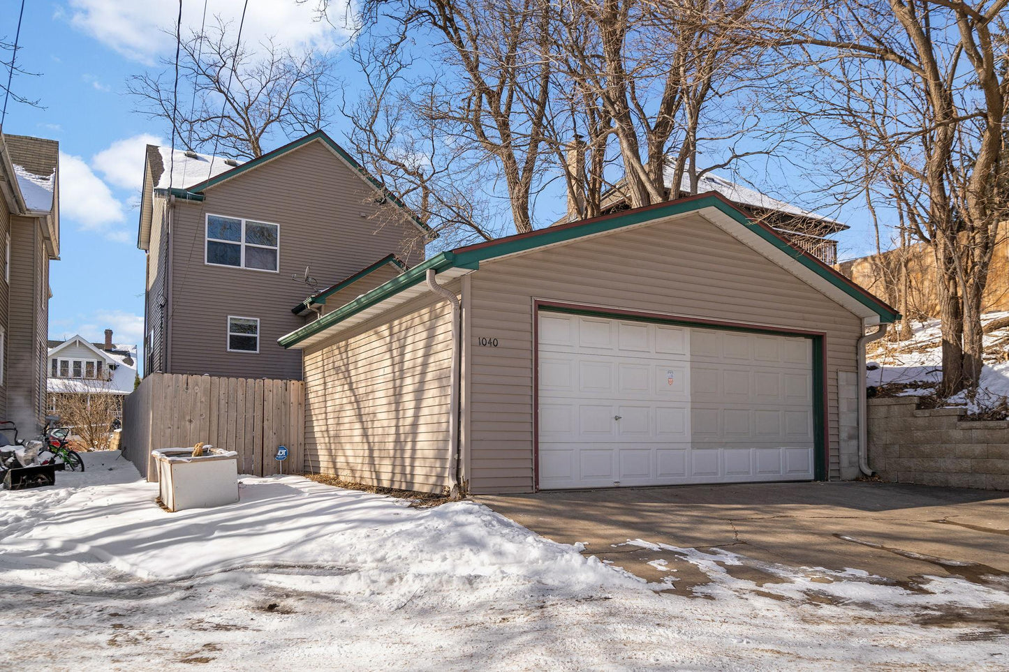 1040 Desoto Street, Saint Paul, MN 55130