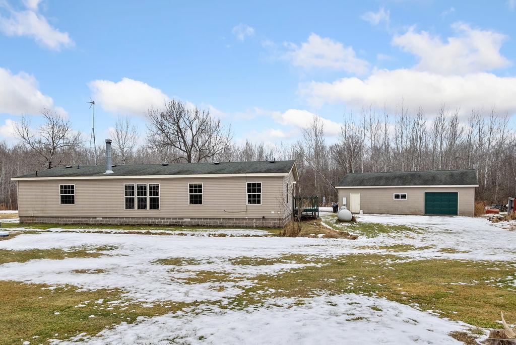 4353 County Road 6 , Barnum, MN 55707