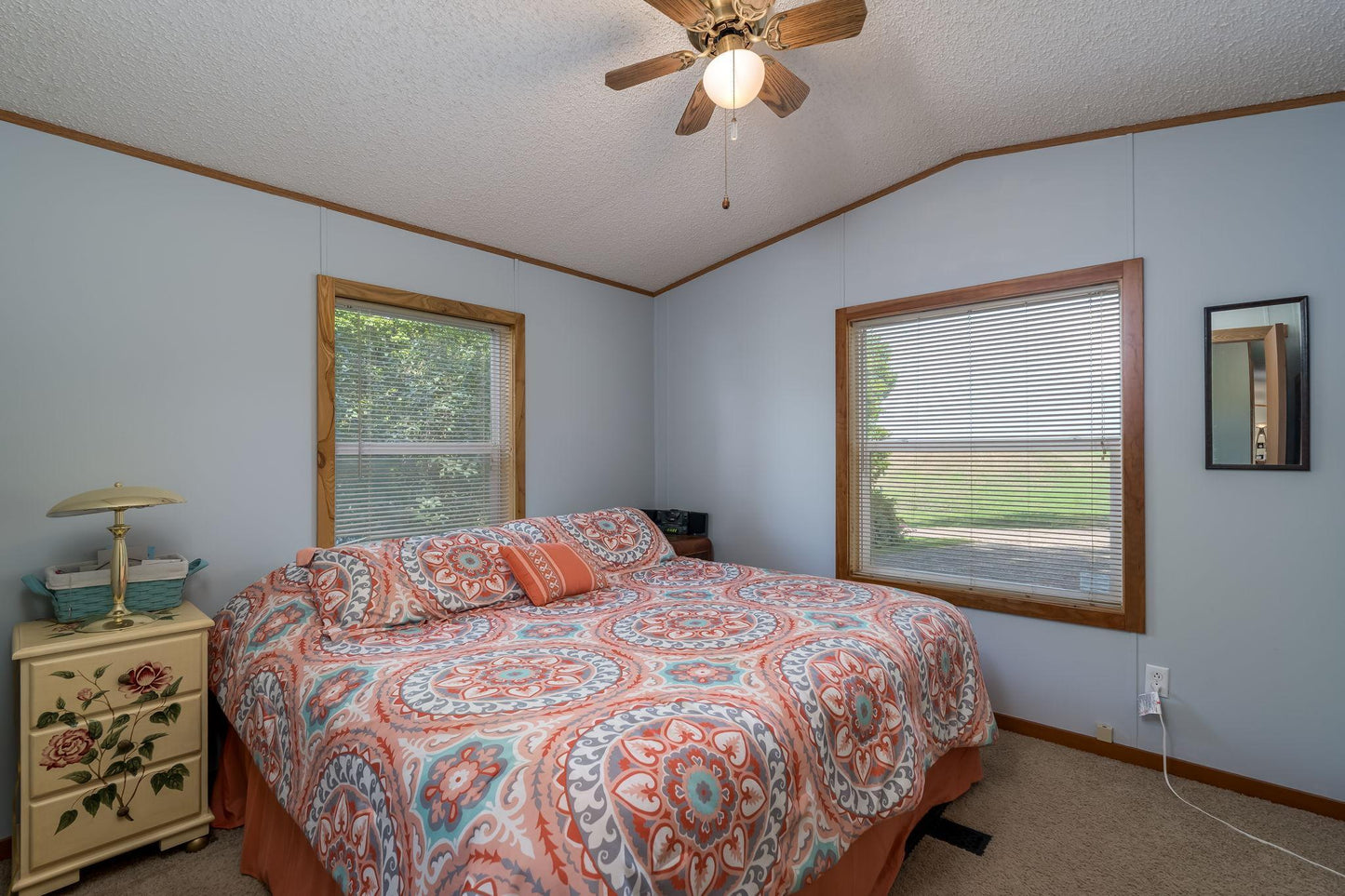 7006 Laura Lane, Saint Peter, MN 56082