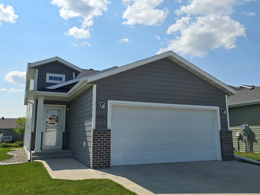 4531 17th Street, Moorhead, MN 56560