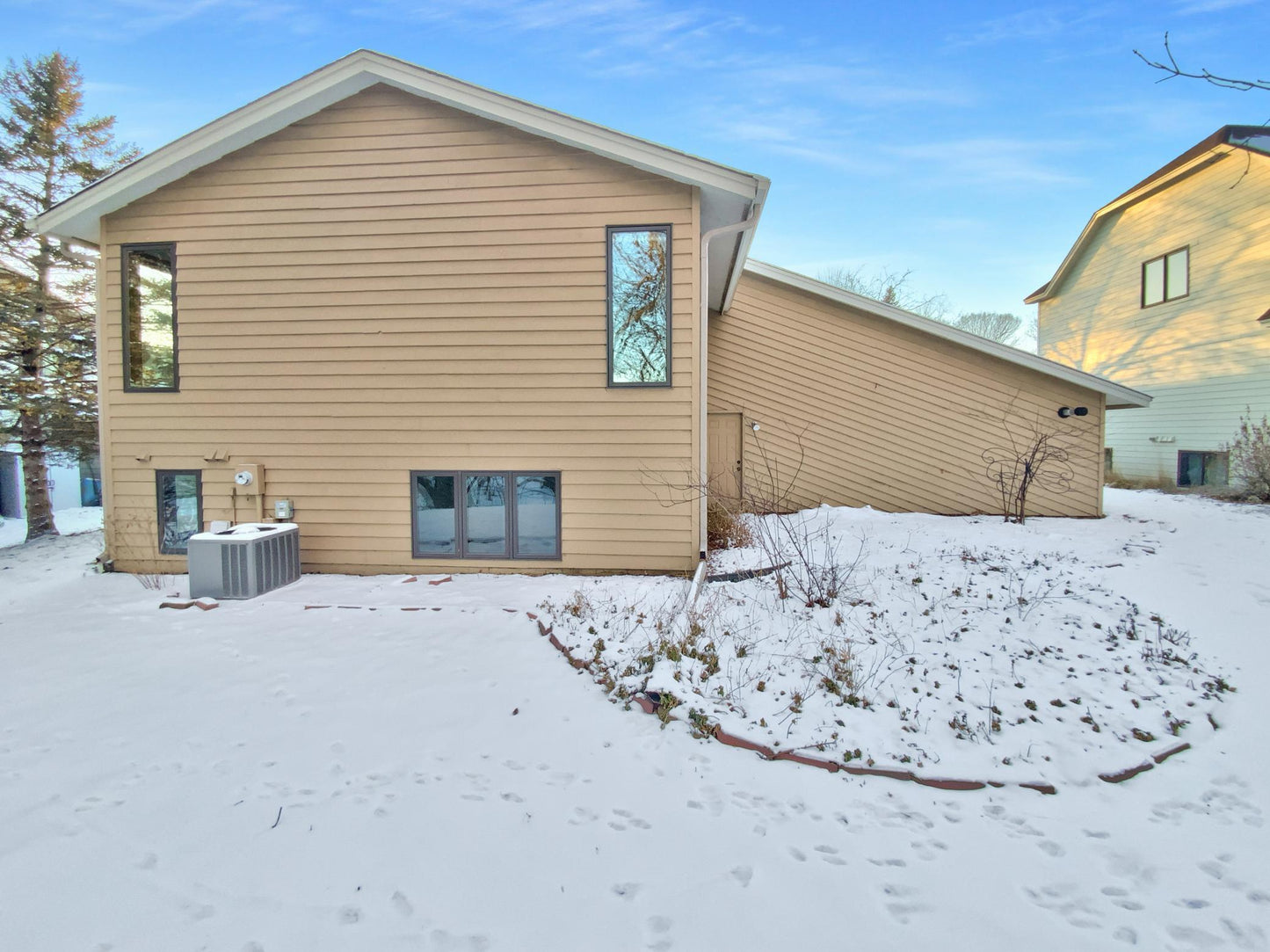 12820 Foliage Avenue, Apple Valley, MN 55124