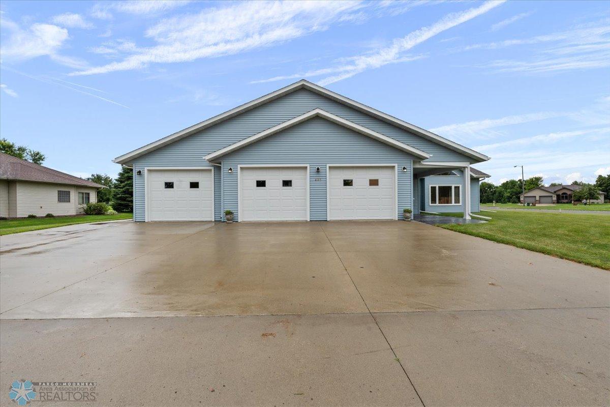 405 Oak Street, Breckenridge, MN 56520