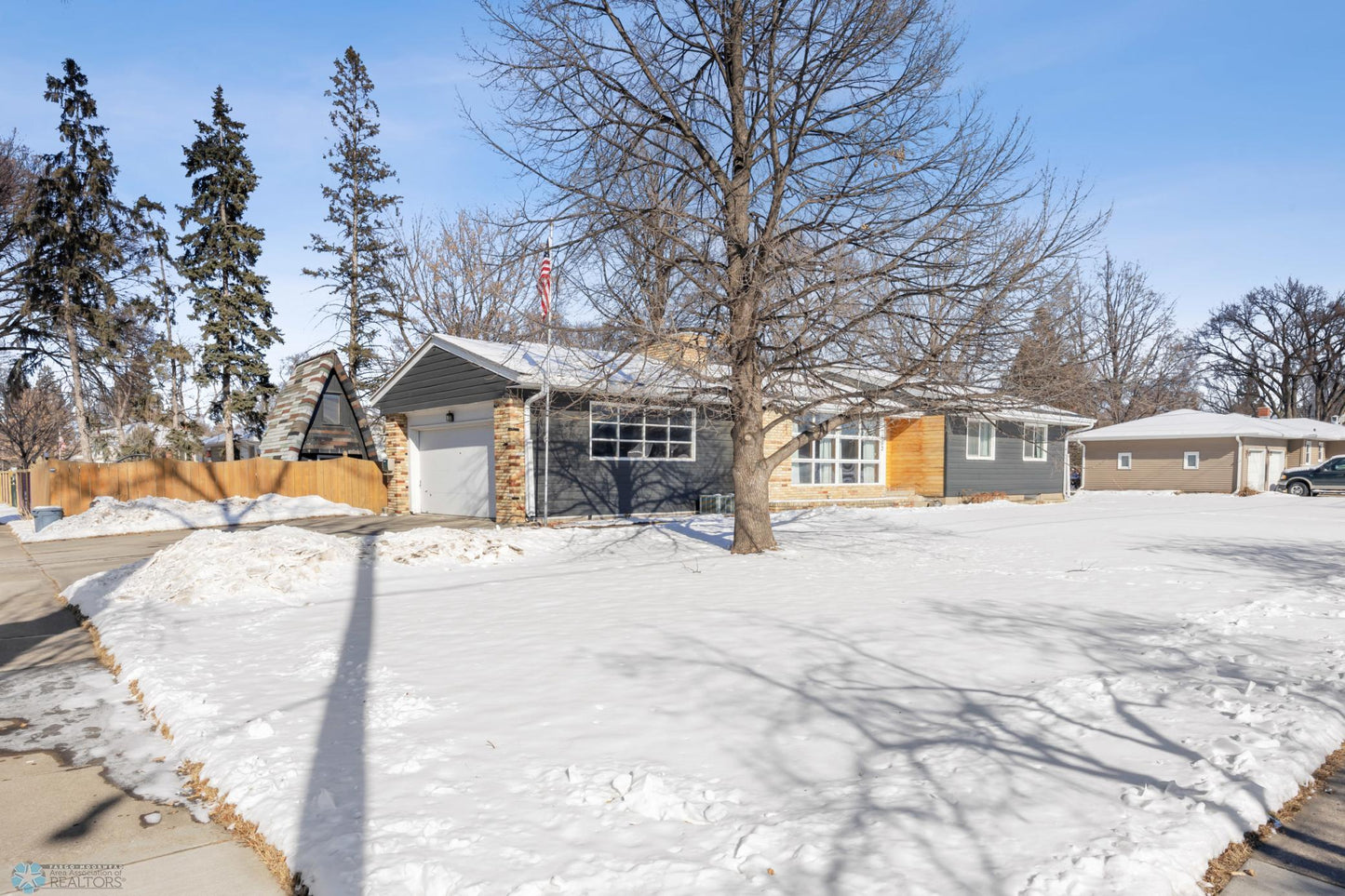 1002 12th Avenue, Moorhead, MN 56560