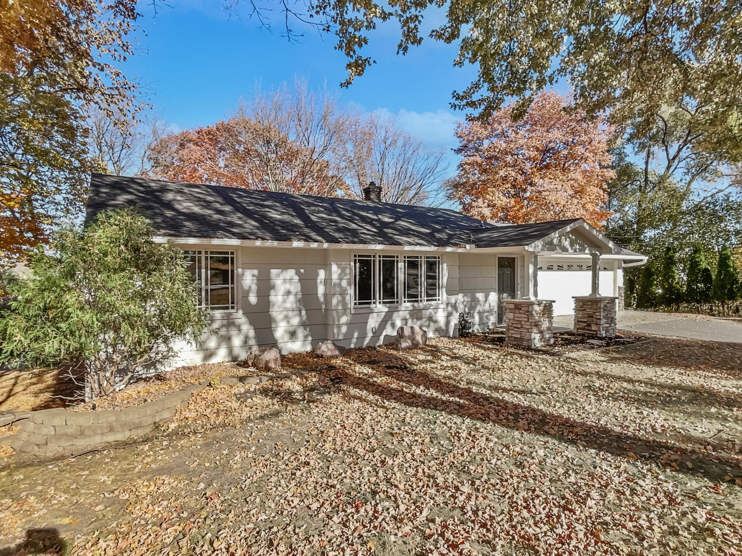 4631 Lynwood Terrace, Minnetonka, MN 55345