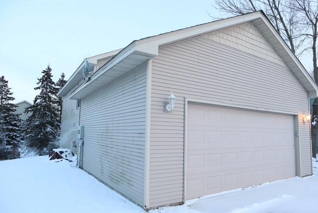 1002 Pleasant View Court, Isanti, MN 55040