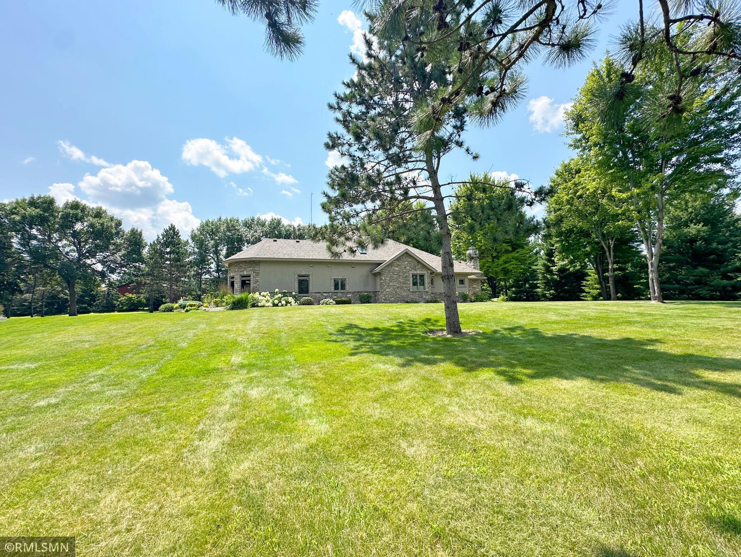 6095 County Road 3 , Cokato, MN 55321