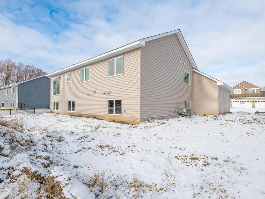 615 Delaware Street, Lonsdale, MN 55046