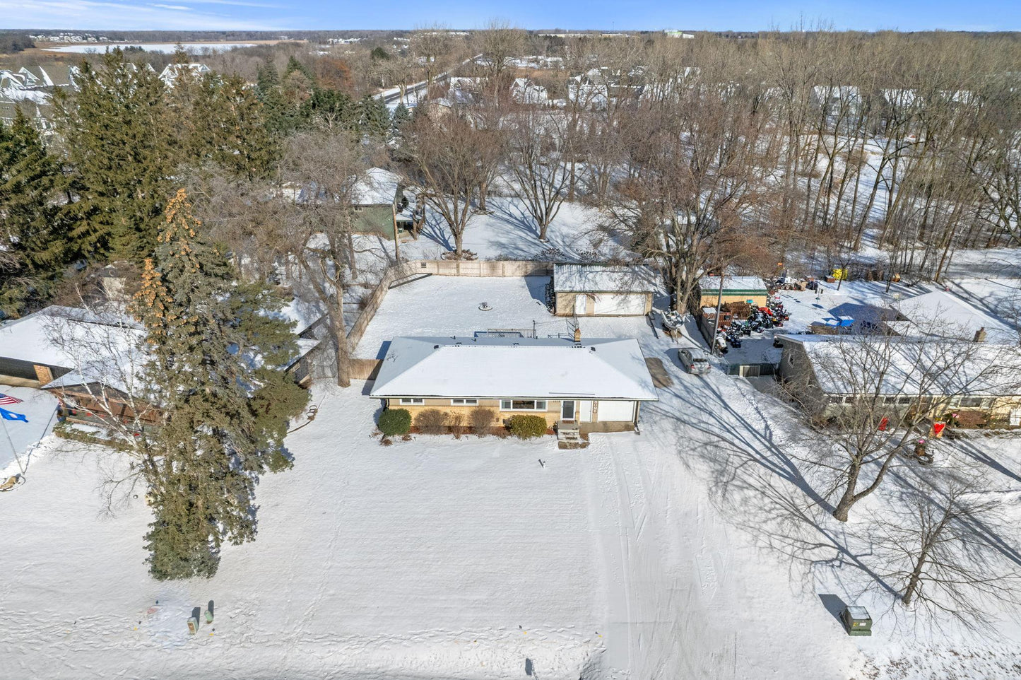 1075 County Road H2 , White Bear Twp, MN 55127