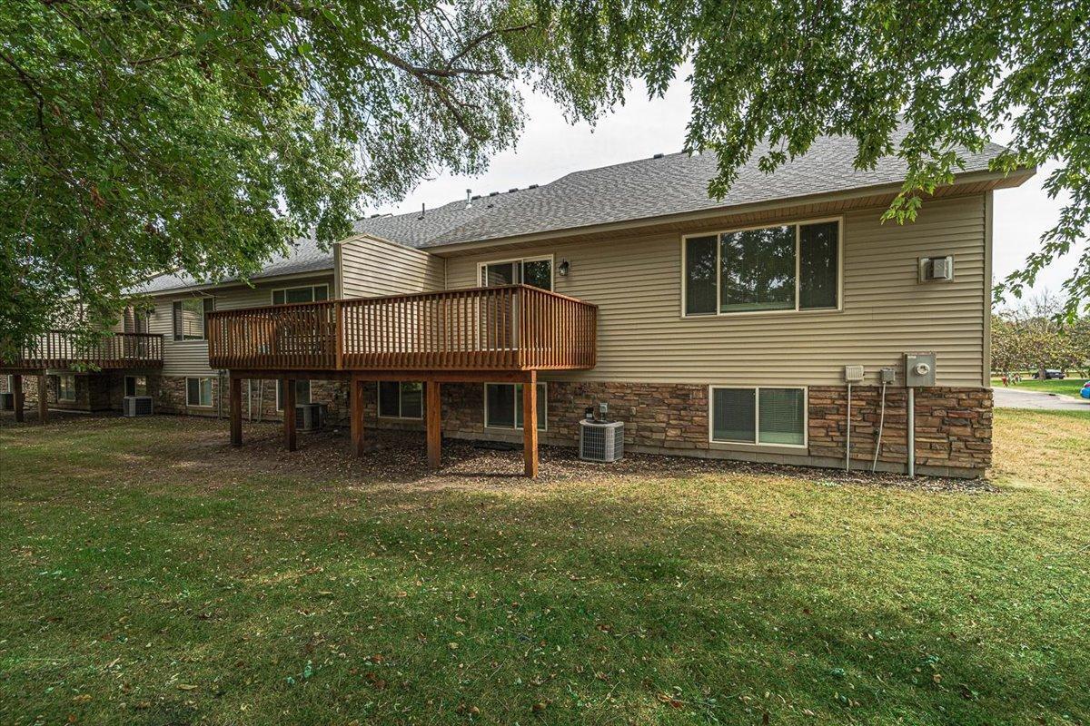 16081 Flagstaff Avenue, Lakeville, MN 55068