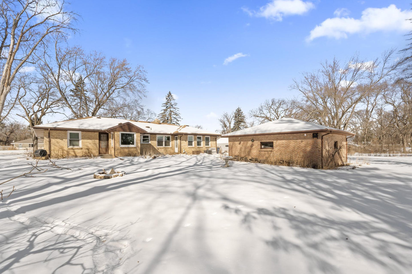 1633 Old Shakopee Road, Bloomington, MN 55425