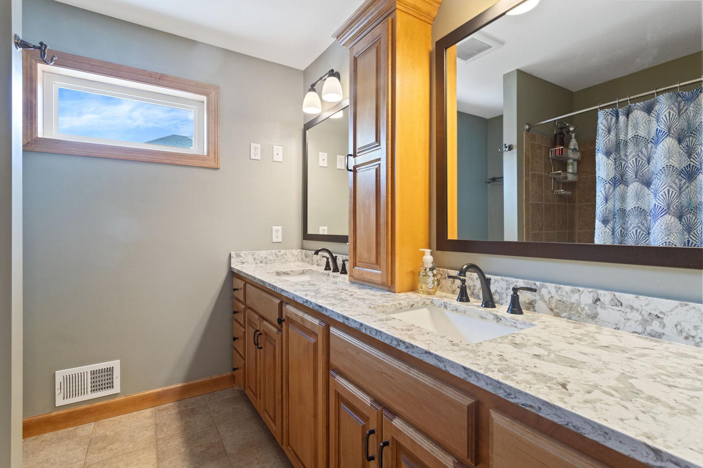 3911 Obrien Court, Prior Lake, MN 55372