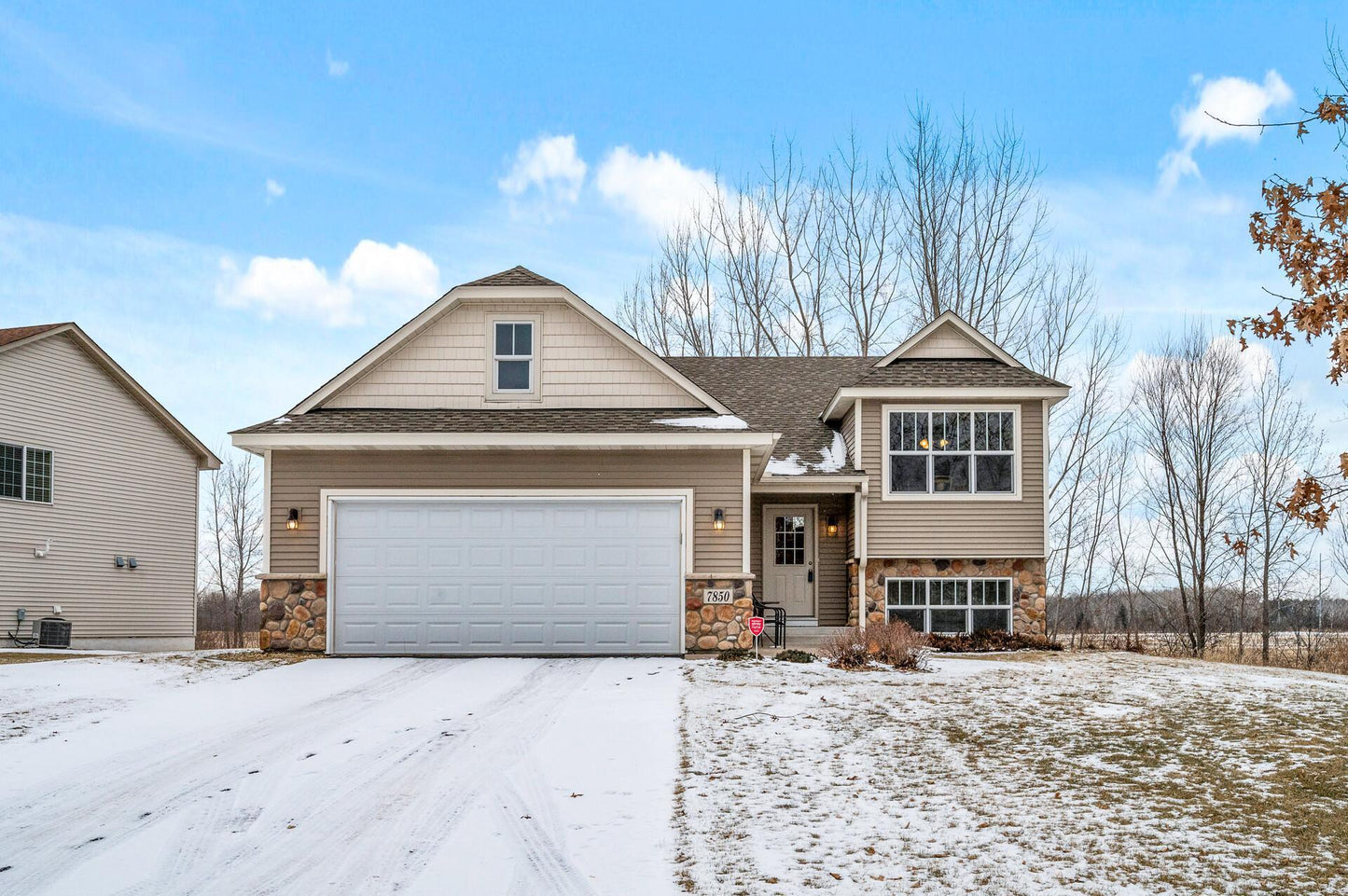 7850 Century Trail, Lino Lakes, MN 55014