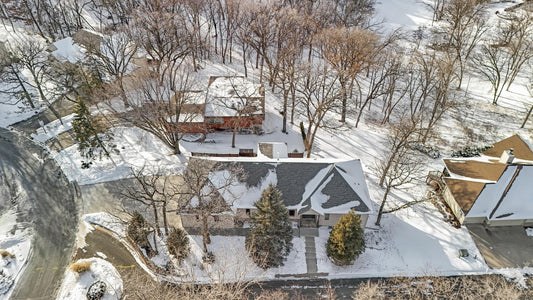 3817 Kings Wood Trail, Eagan, MN 55122