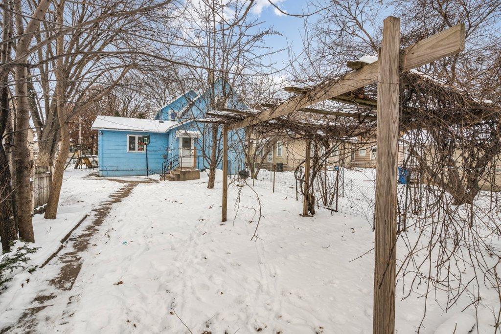 4042 Girard Avenue, Minneapolis, MN 55412