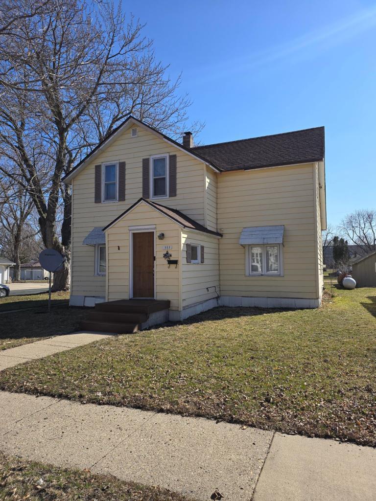 111 Thompson , Delavan, MN 56023