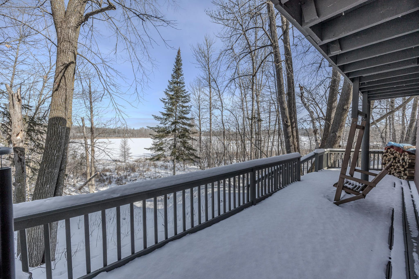 2170 County 5 , Hackensack, MN 56452