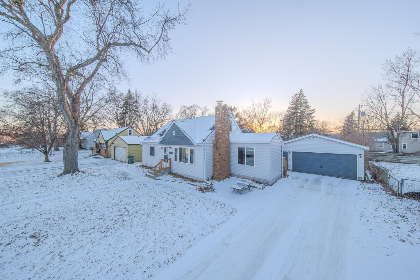 5025 Drew Avenue, Brooklyn Center, MN 55429