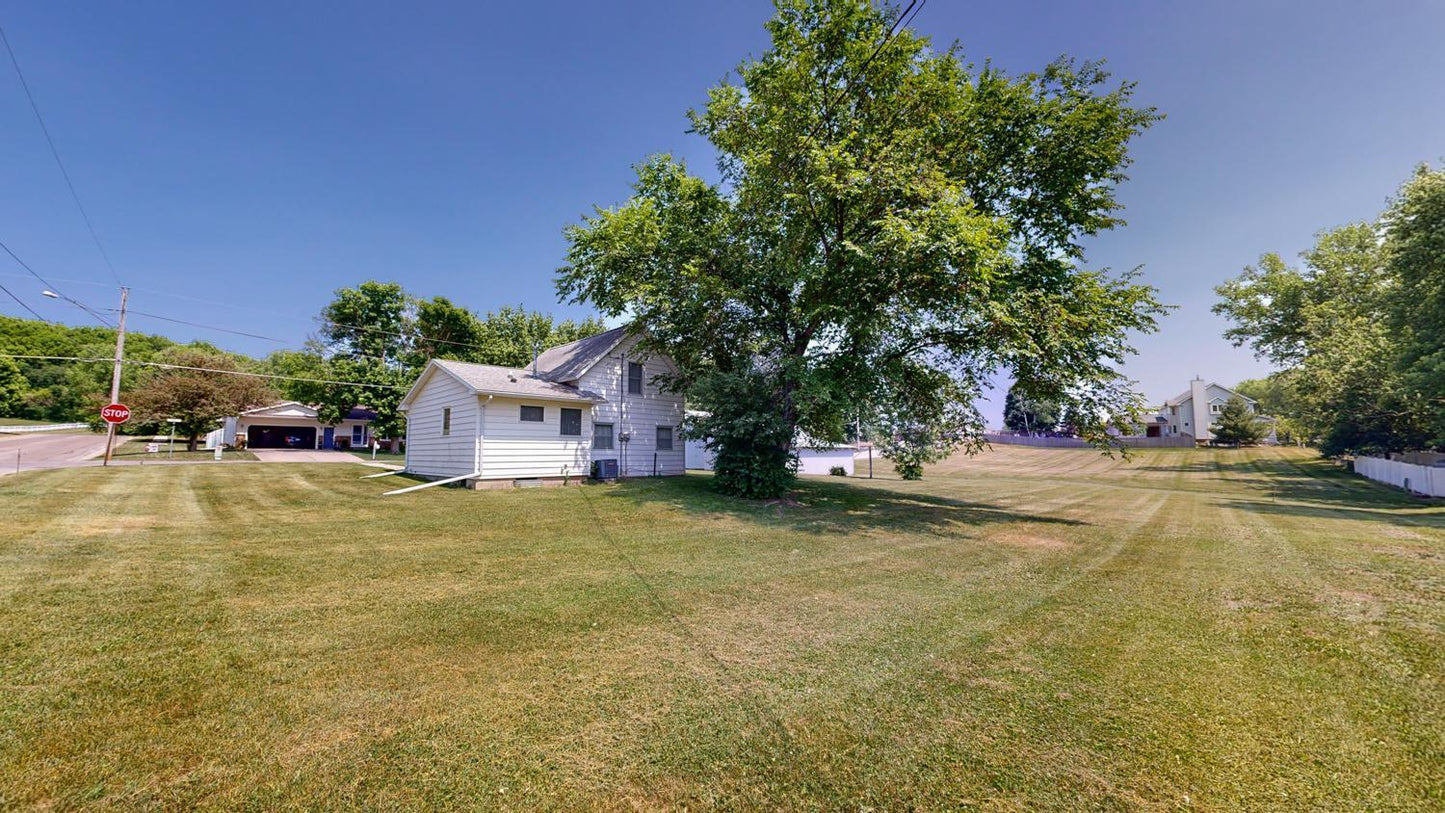 1003 Grand Street, Chatfield, MN 55923