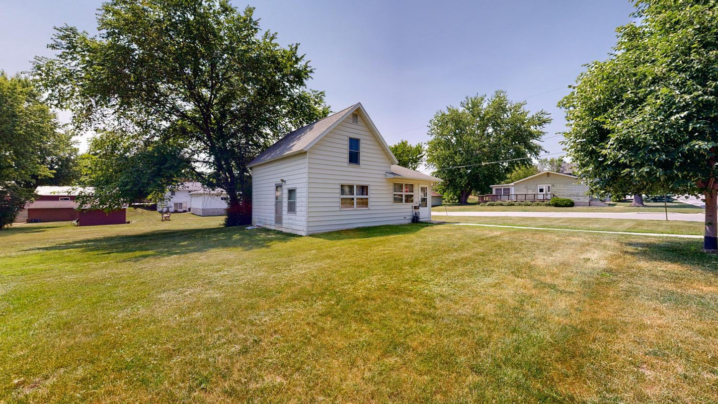 1003 Grand Street, Chatfield, MN 55923