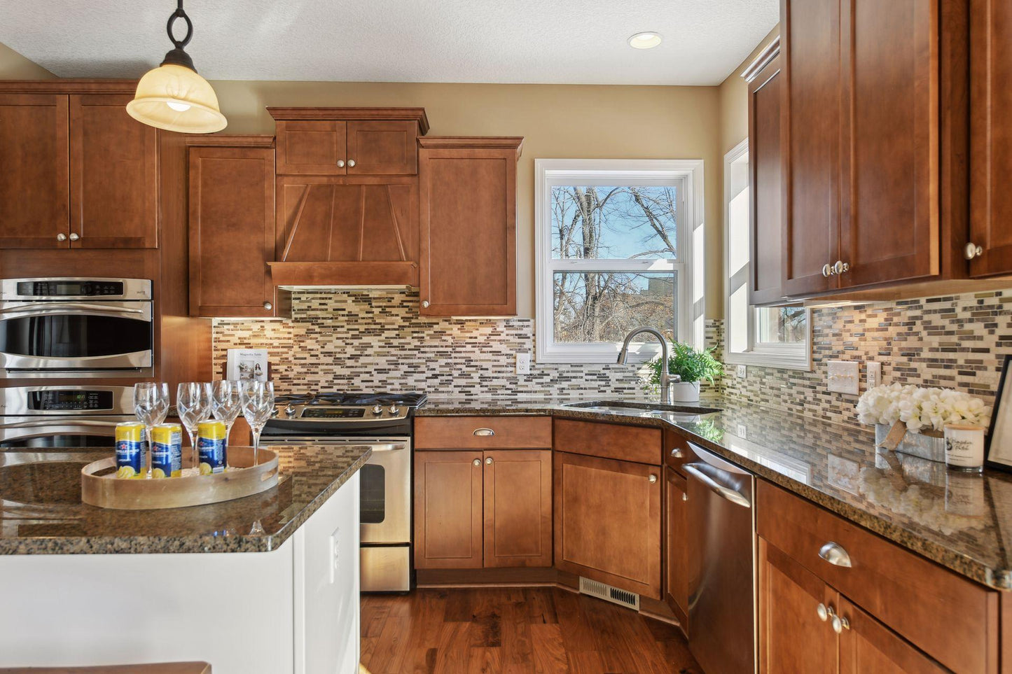 8805 Aspen Circle, Victoria, MN 55386