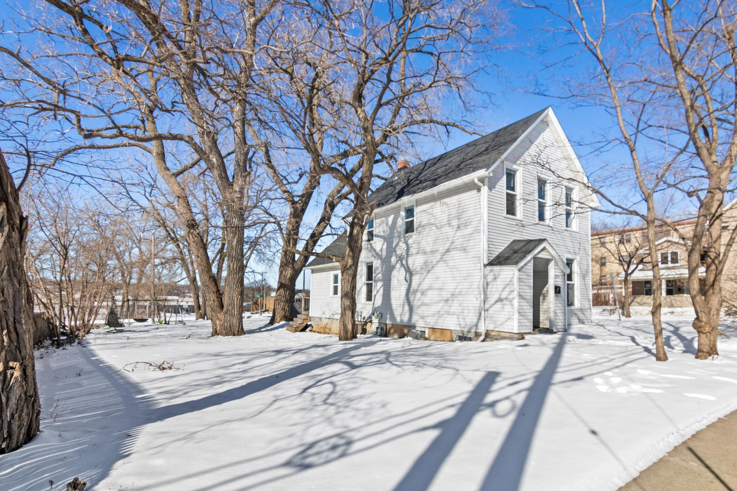 889 Westminster Street, Saint Paul, MN 55130