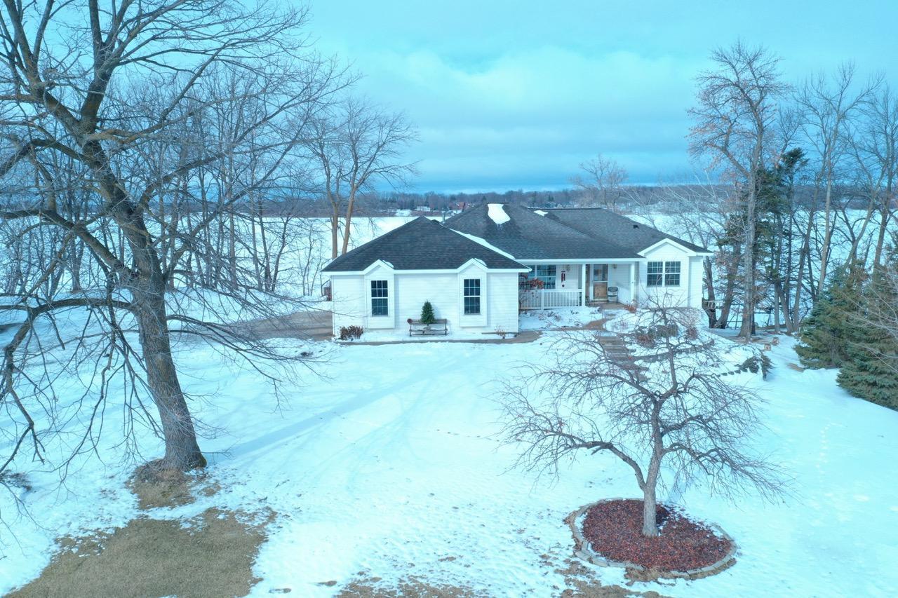 43561 Paul Lake Drive, Edna Twp, MN 56573