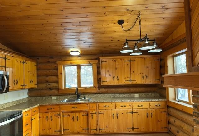 7566 Winter Trail, Pequot Lakes, MN 56472