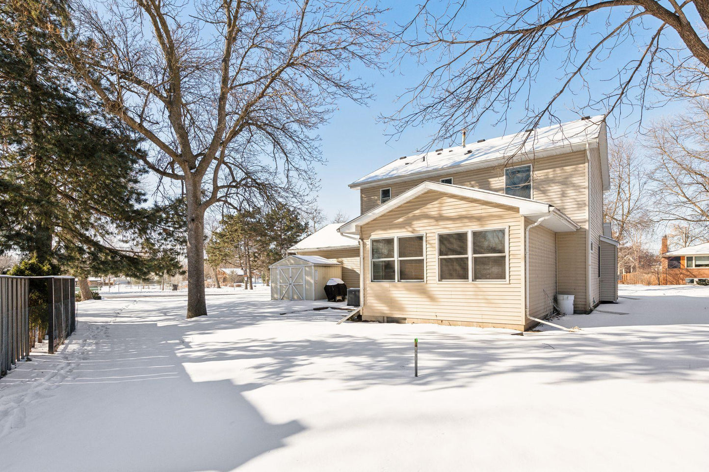 301 Burnes Drive, Hopkins, MN 55343