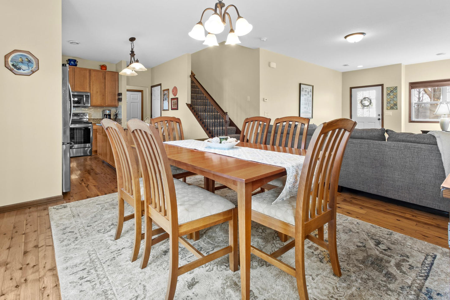 2622 Vierling Drive, Shakopee, MN 55379