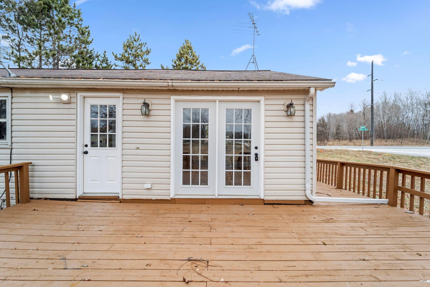 12005 Stacy Trail, Lindstrom, MN 55013