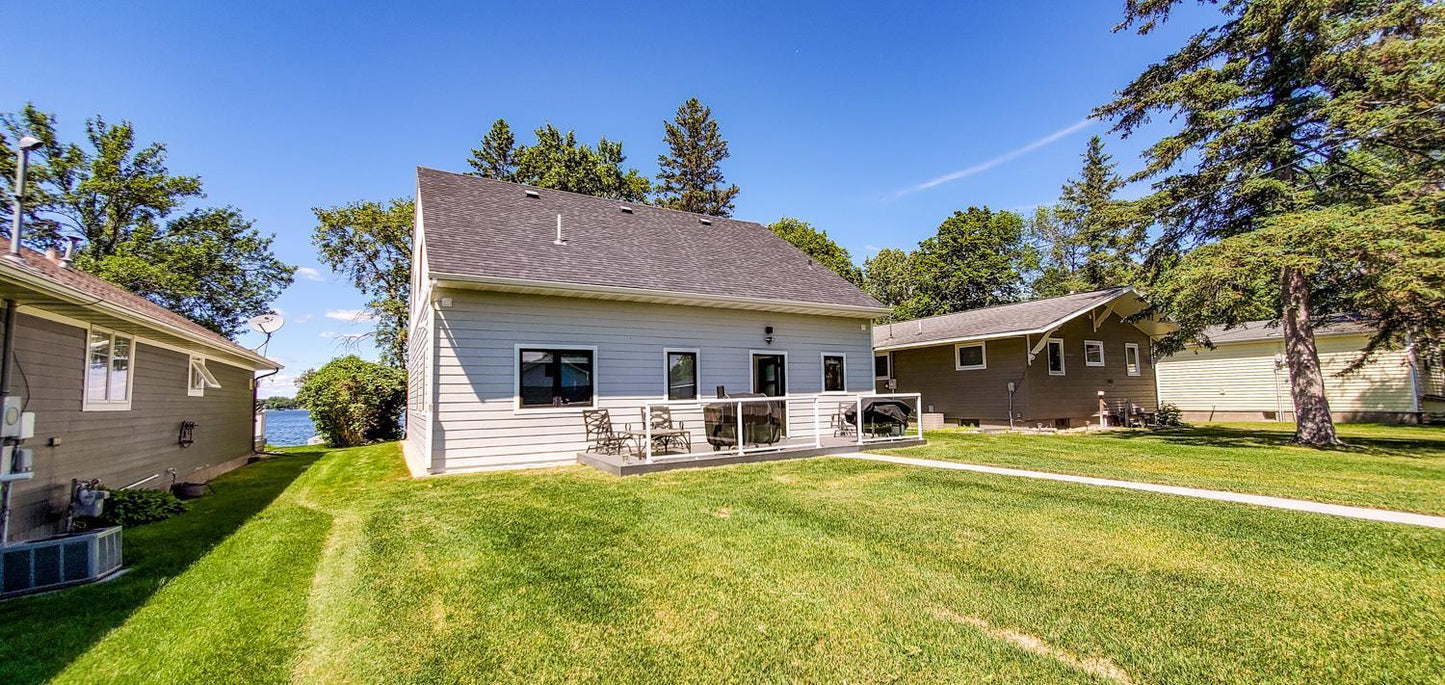 668 Shore Drive, Detroit Lakes, MN 56501